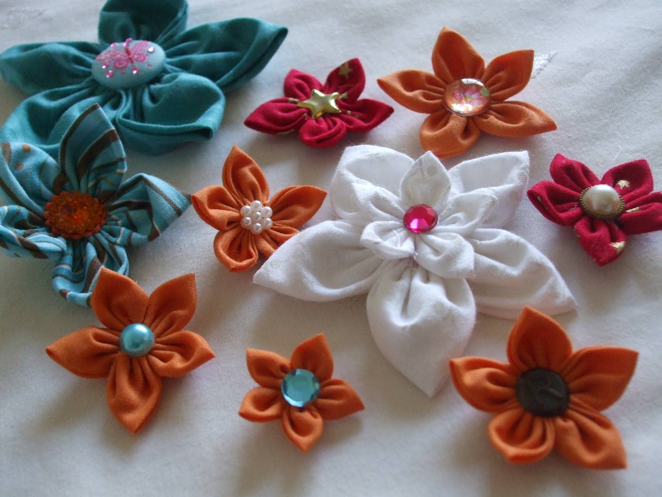 365 DAYS OF PINTEREST CREATIONS day four five petal fabric flowers