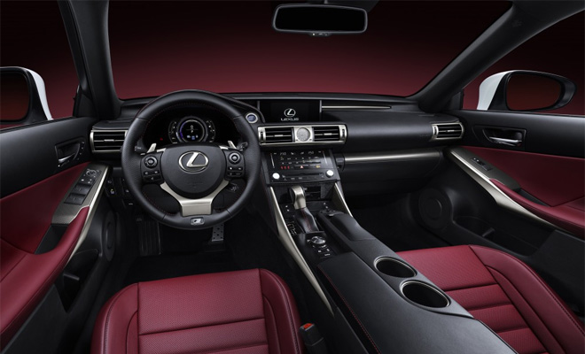 2013 Lexus IS 300h interior
