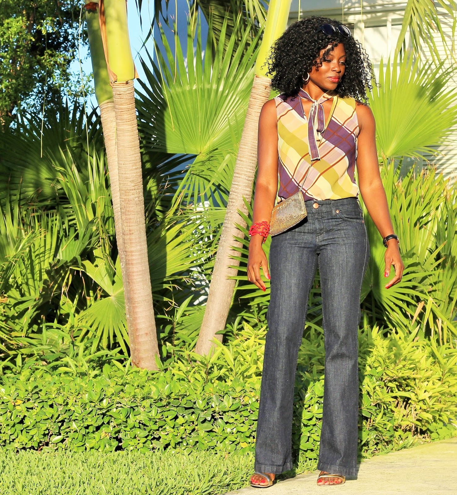 NOTHING A RED LIPSTICK AND FLARE JEANS CAN'T FIX... The Fashion Stir Fry