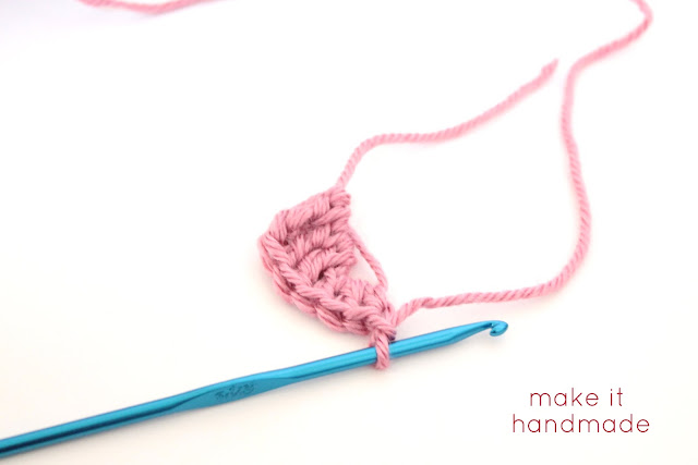 Crochet Heart Magnets Tutorial by Make It Handmade