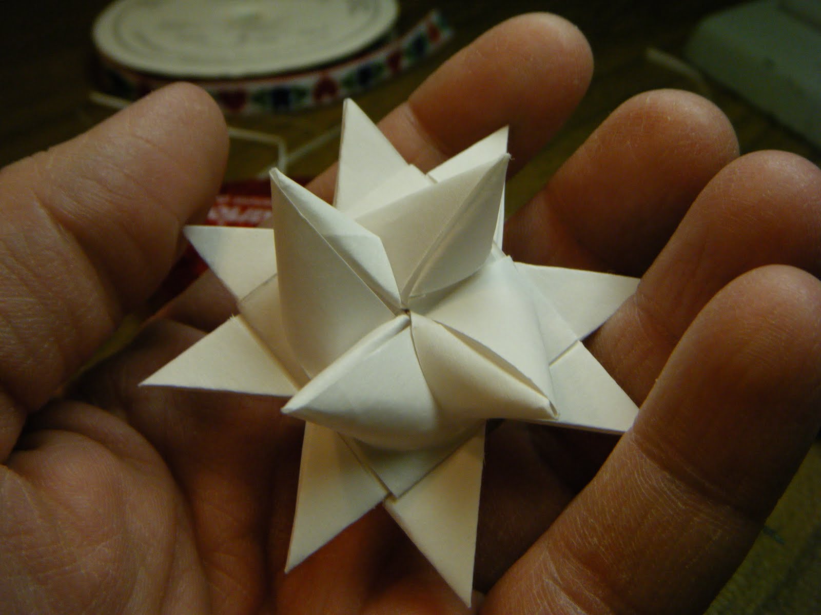 What About Pie Make a German Paper Star to hang on your Christmas tree!