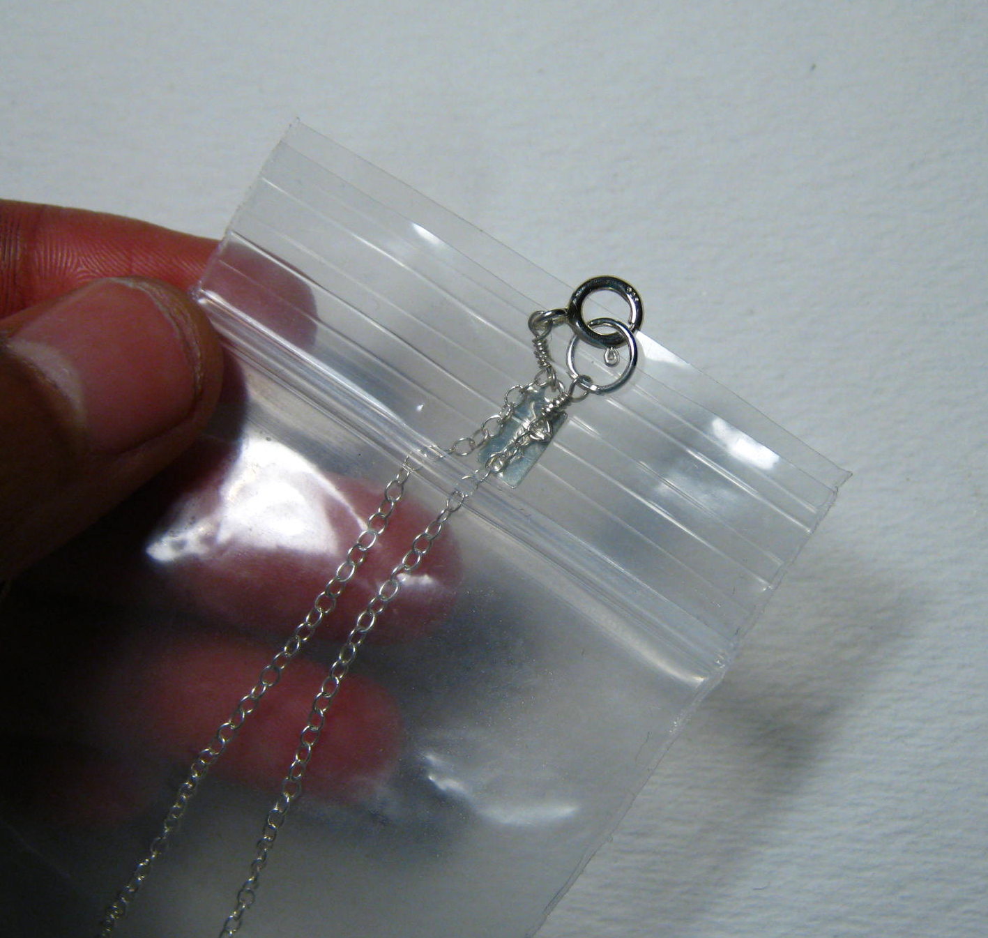 Aziza Jewelry Keep Chains From Tangling