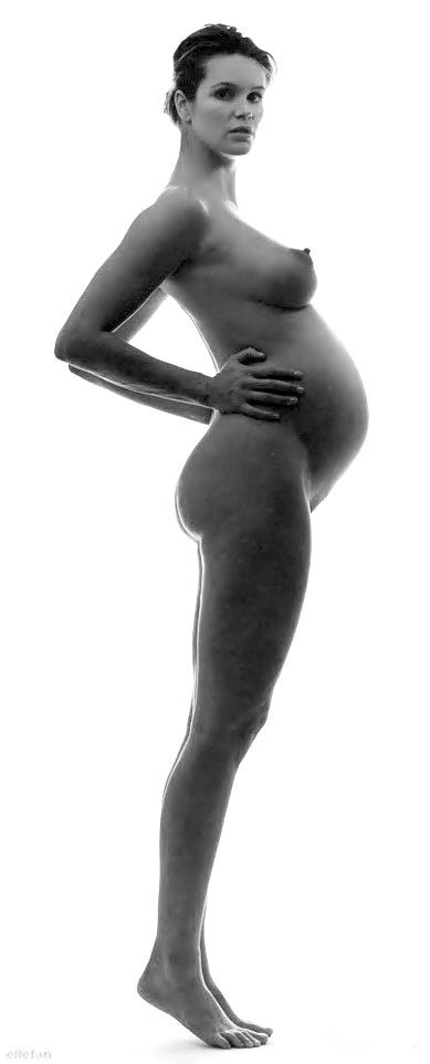 Elle macpherson black and white nudes photos 719