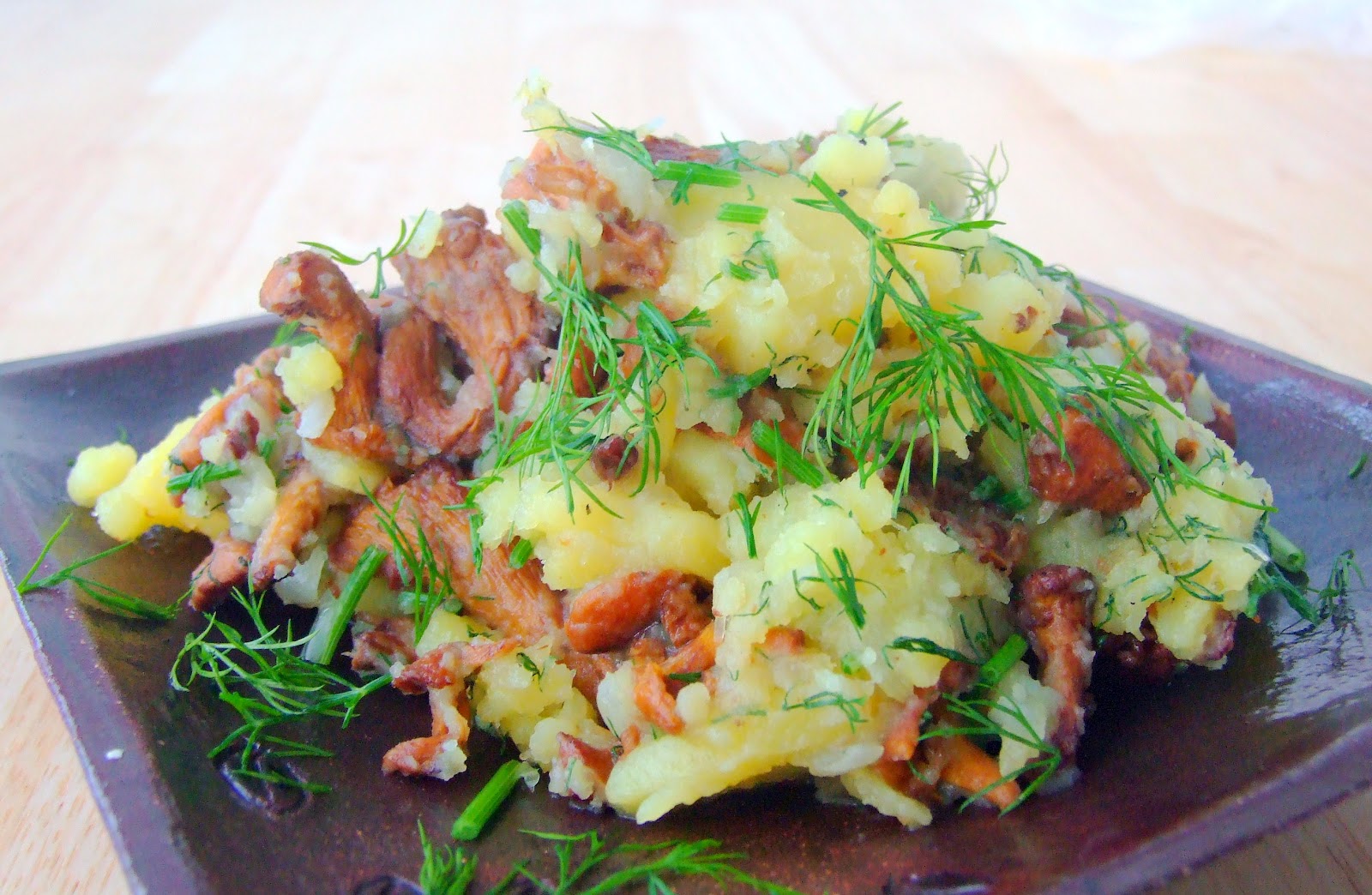 Cozy Season Fried Chanterelles with Potatoes and Onions