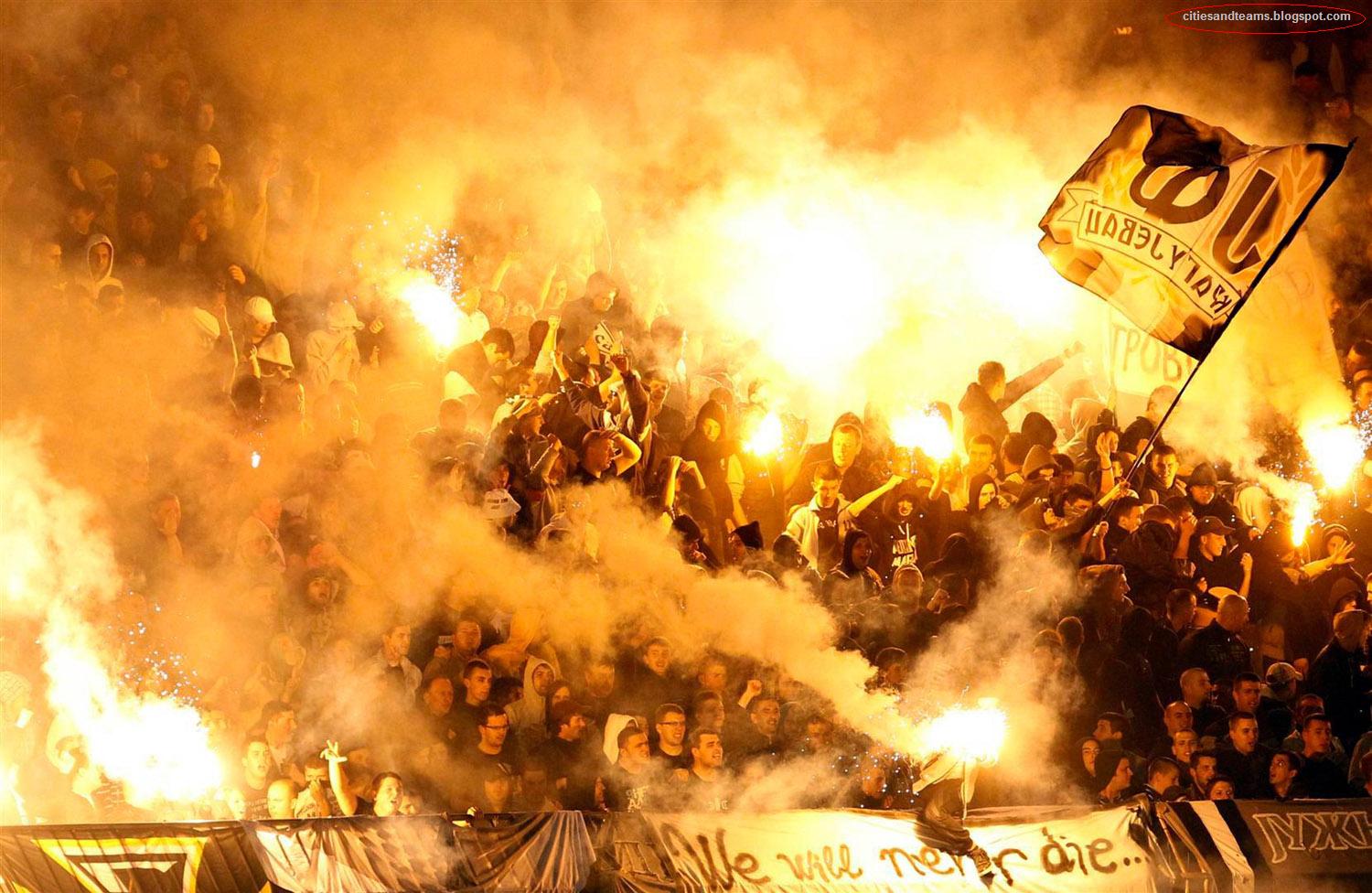 http://3.bp.blogspot.com/-aZCjIRhpVaY/T4dHu4bWmwI/AAAAAAAAF-g/7d-lw9-KrNc/s1600/Red_Star_Belgrade_Partizan_Serbia_Serbian_Derby_Fans_Wallpaper_Desktop_citiesandteams.blogspot.com.jpg