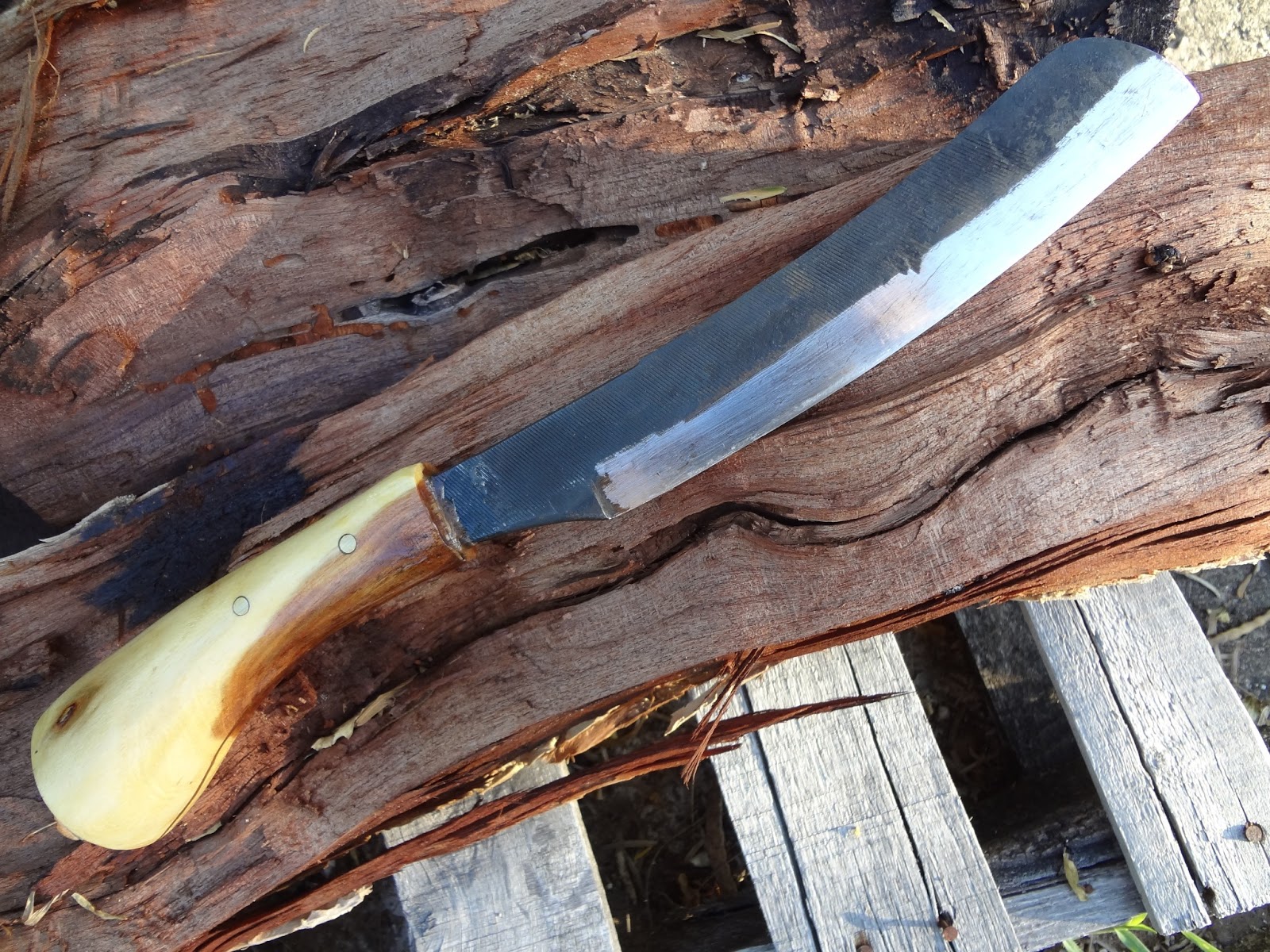 Woods Roamer Have Fun Making Your Own Knives….