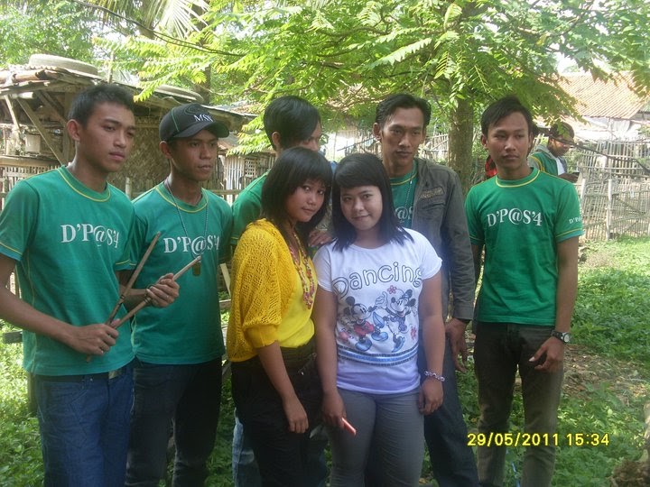 Download lagu D'Paspor Full Album 2012