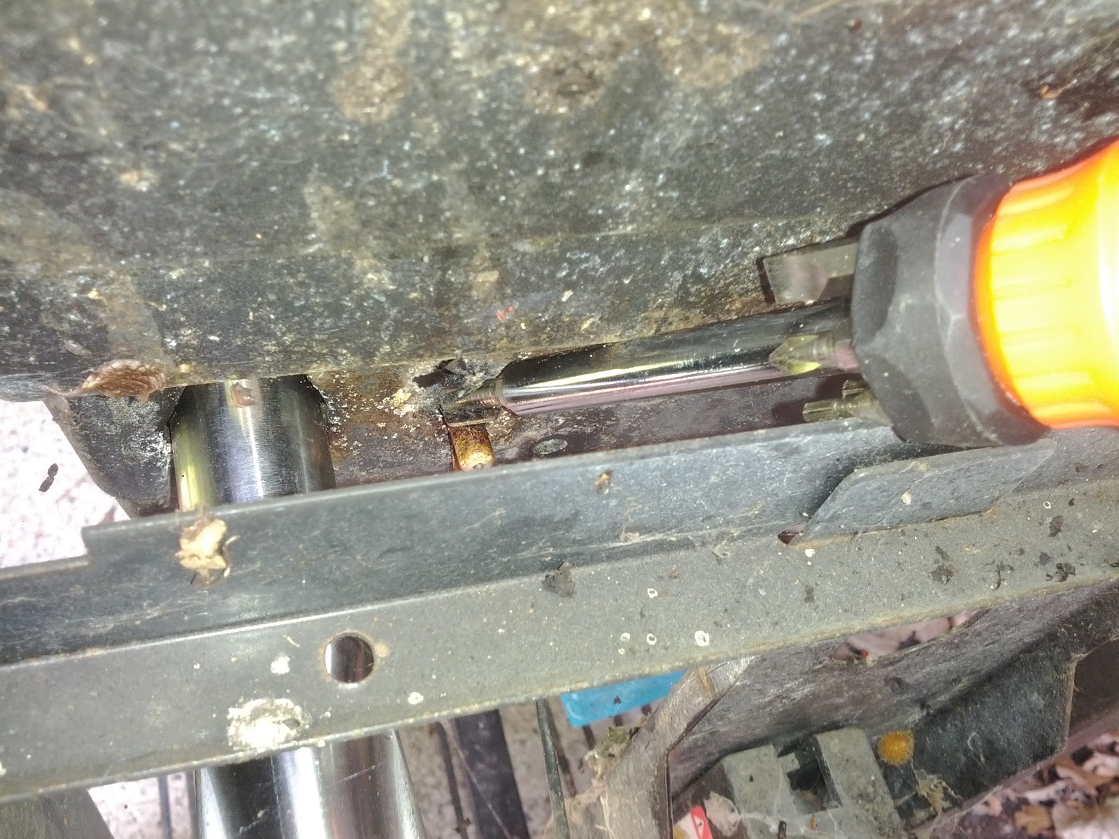 EfficiencyGeek Replace your er Grill Burners and Igniter