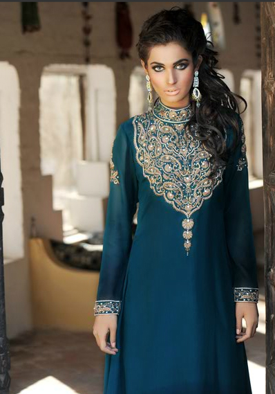 Stylish Necklines