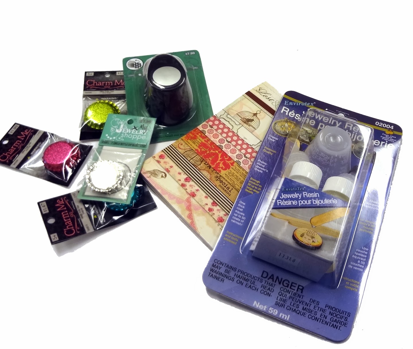 Resin Crafts Glittered Jewelry Resin Bottle Cap Pendant Hobby Lobby