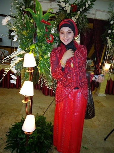 21 Model Kebaya Muslim Modern Pesta Terbaru 21 Model Kebaya Muslim Modern Pesta Terbaru