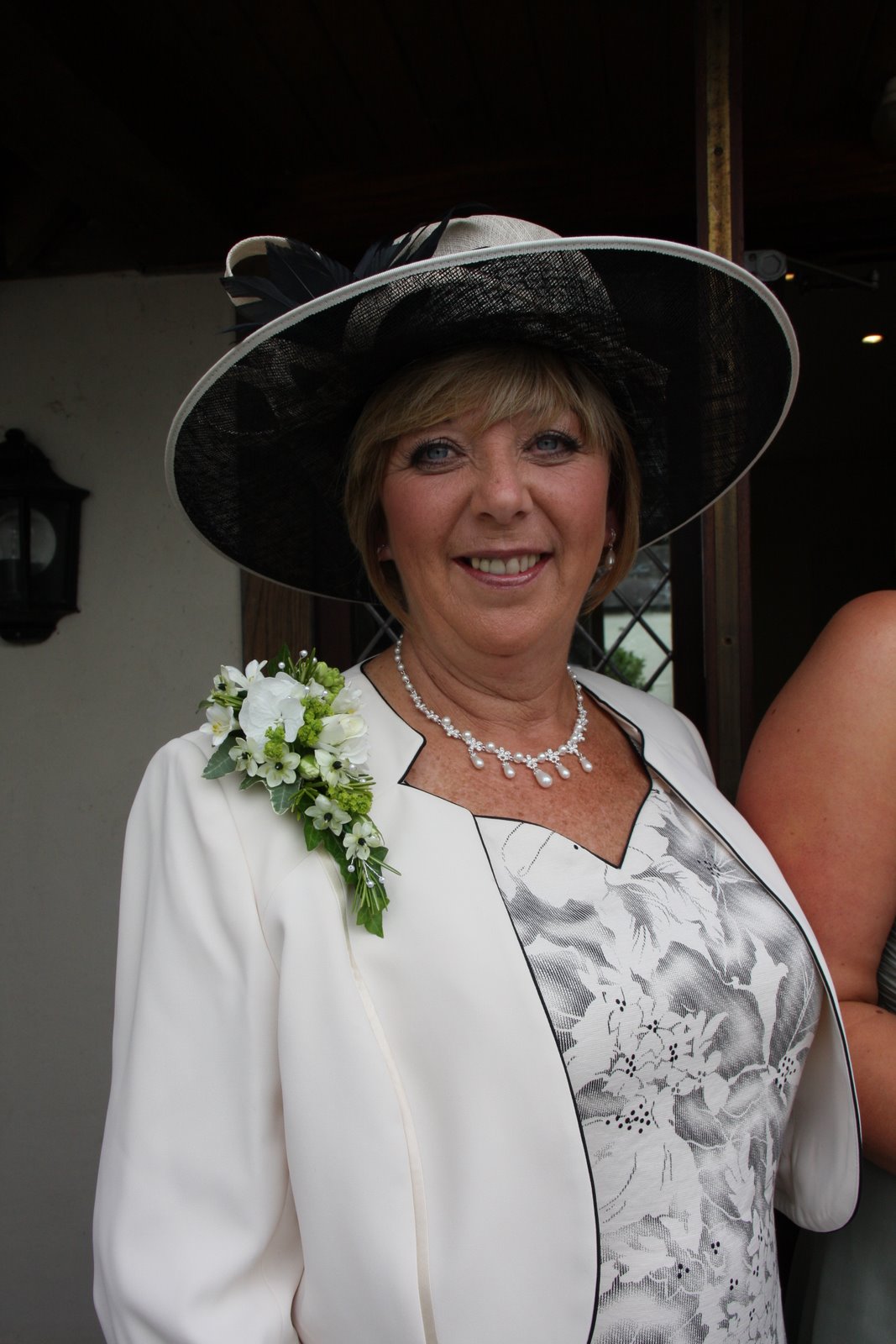 Flower Design Buttonhole & Corsage Blog Ivory & Black Epaulette Corsage