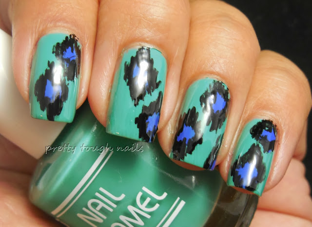 #31DC2013 Honor/Recreate Nails You Love - Ikat Pattern