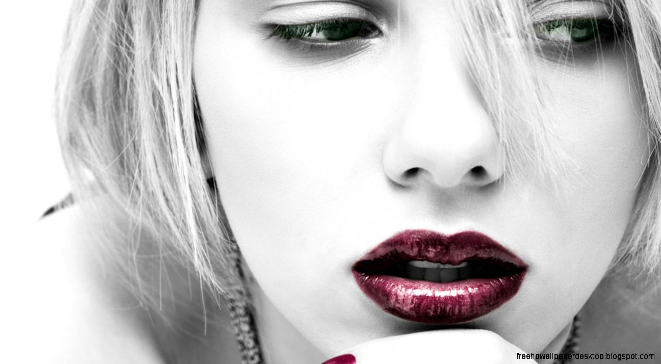 Wallpapers Bmx Bw Girl Portrait With Red Lips 1366x768  196805 bmx