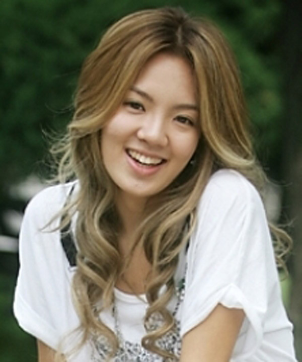 hyoyeon photo hyoyeon photo