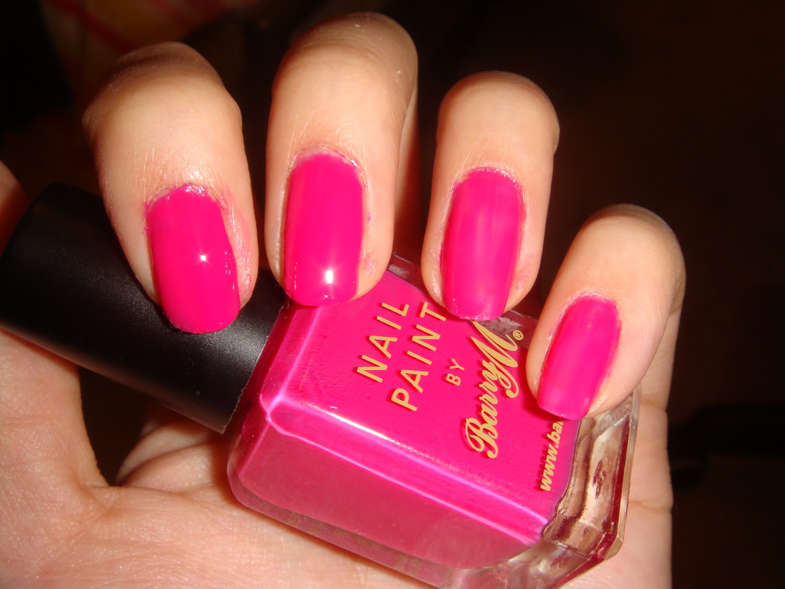 hot pink nail art idea