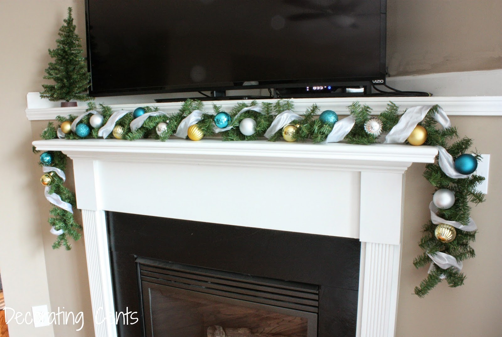 DIY Ornament Garland