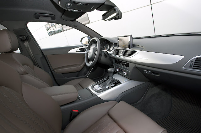 вид с пассажирского переднего сидения Audi A6 Allroad Quattro 2012 