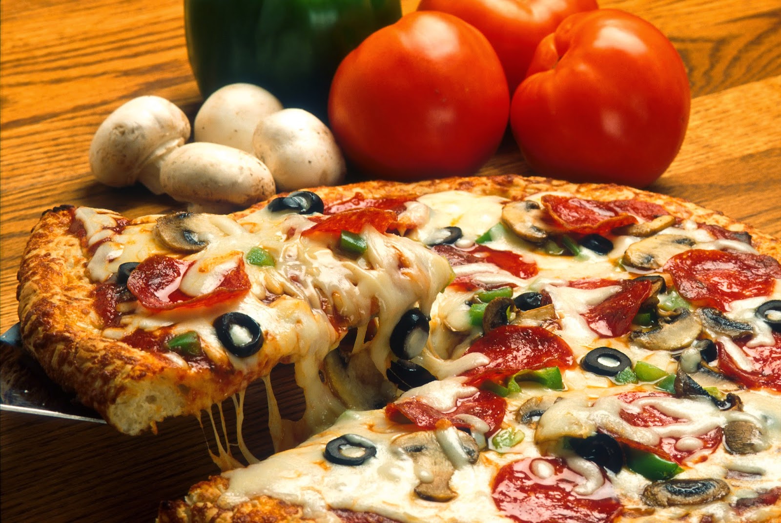All About Food Cantya Nandhika Pizza