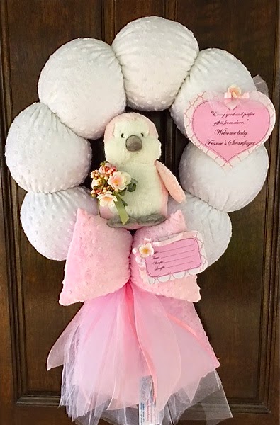 107."Pink Penguin" baby wreath