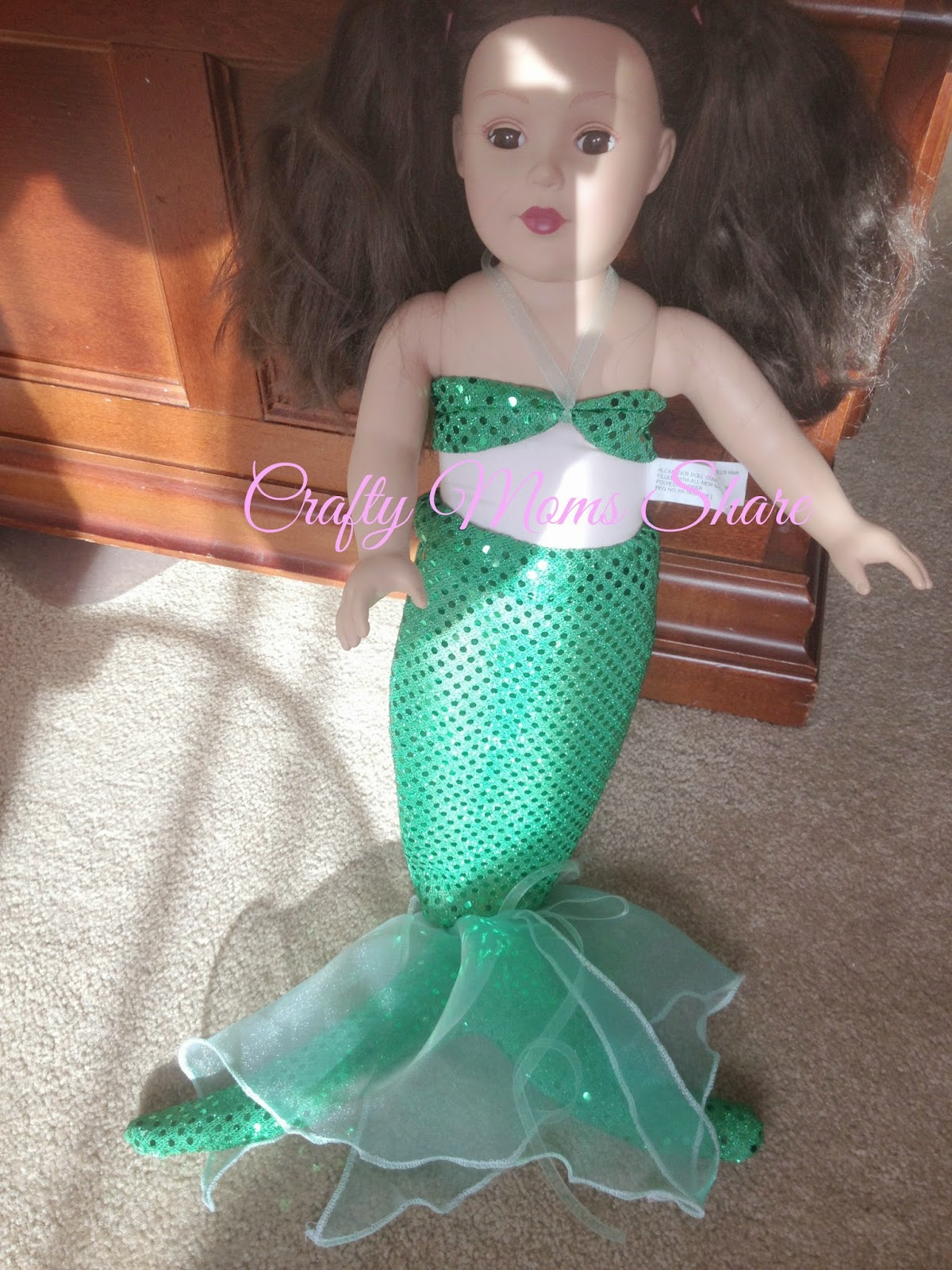 Crafty Moms Share DIY Mermaid Tail for an 18Inch Doll with Free Pattern