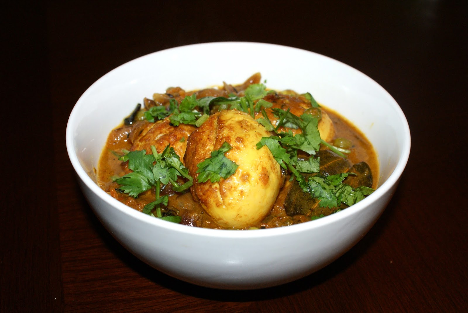 Nepali Tummy!!: Easy Egg Curry!!