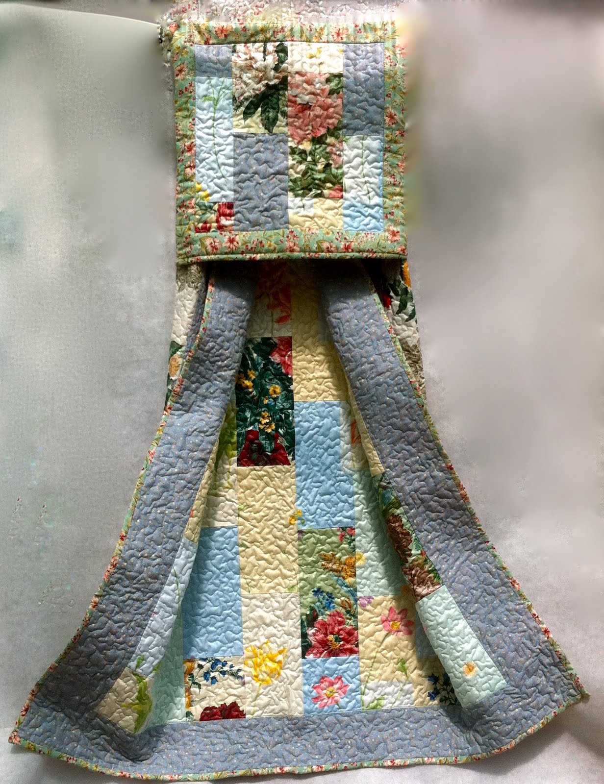 Quilters Cottage Norfolk Garden Flowers Quillow