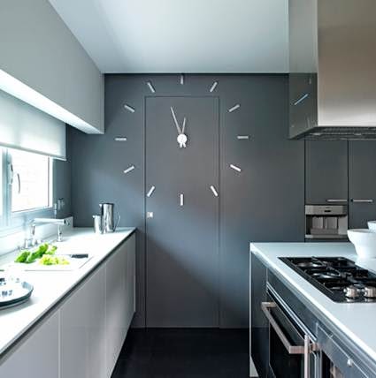 Icono Interiorismo: Llega la hora de decorar con un reloj de pared