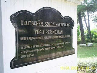 Deutscher+Soldatenfriedhof+in+Indonesia01.JPG