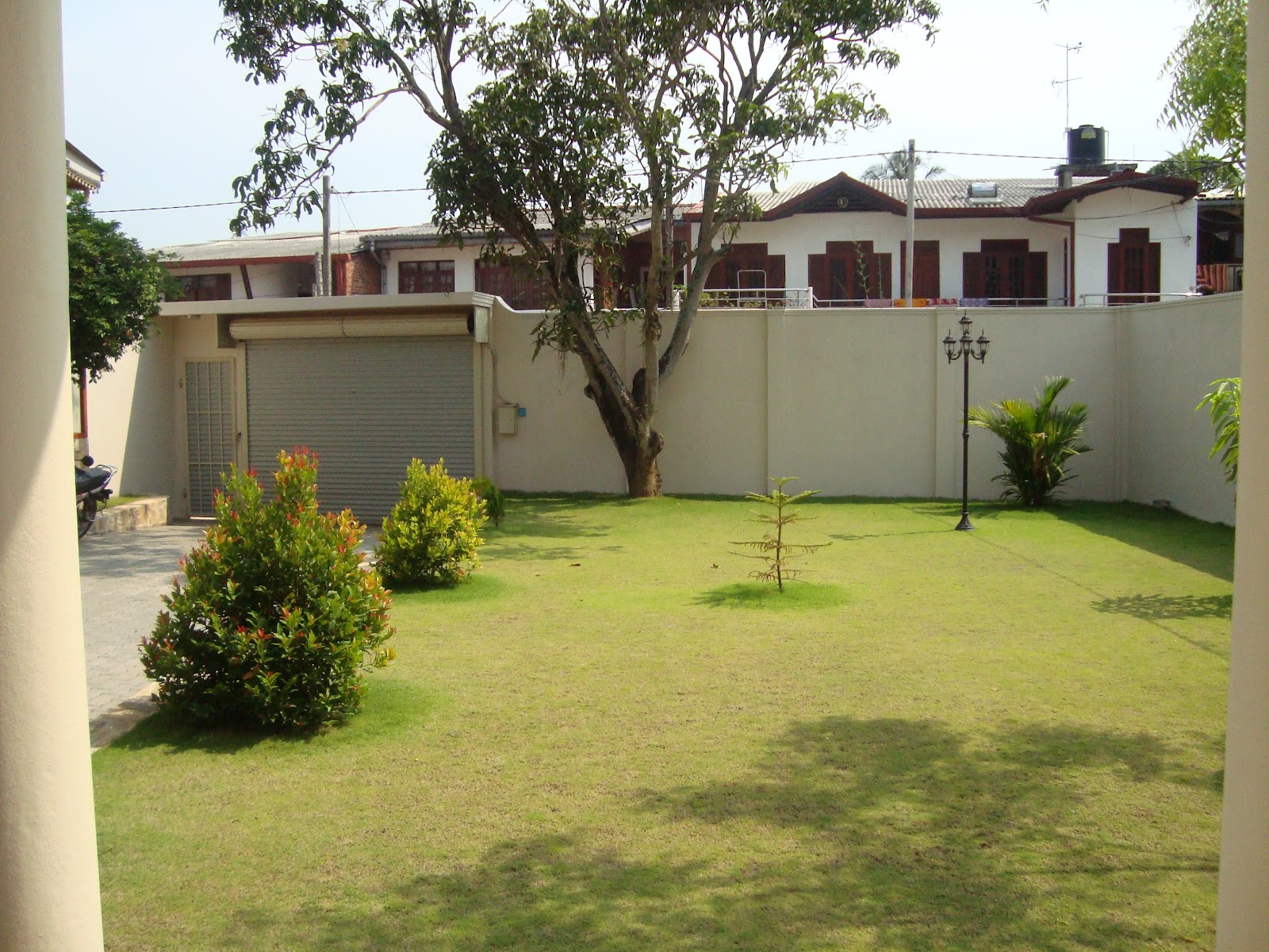 Properties in Sri Lanka (965) Bran New Luxury House for Sale