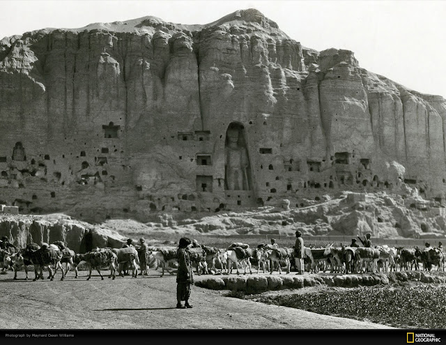 O meu post de Domingo - Página 2 Bamiyan_Buddha+1931