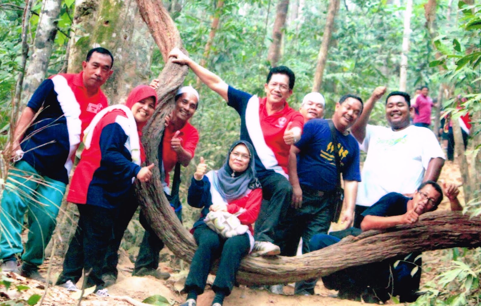 mendaki gunung kluang terengganu