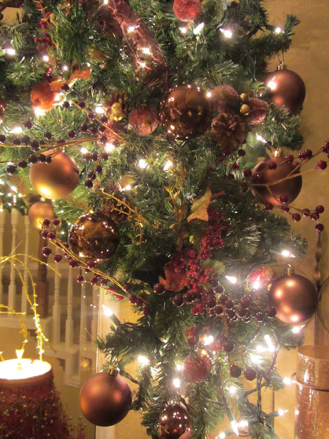 Embellishments by slr: christmas 2011 foyer table