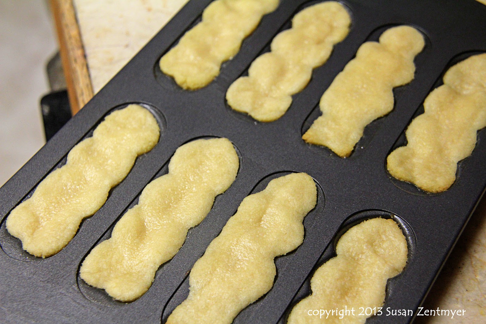 Love from the Kitchen Sugar Cookies for a Form Pan
