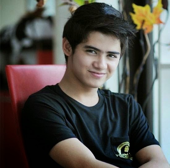 Kumpulan foto Terbaru Aliando Syarief Lengkap Dengan