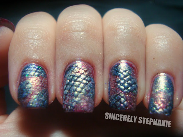 snakeskin-nail-art