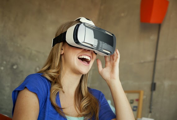 Gear VR, η πρόταση της Samsung για εικονική πραγματικότητα με την οθόνη του Note 4 [IFA 2014]