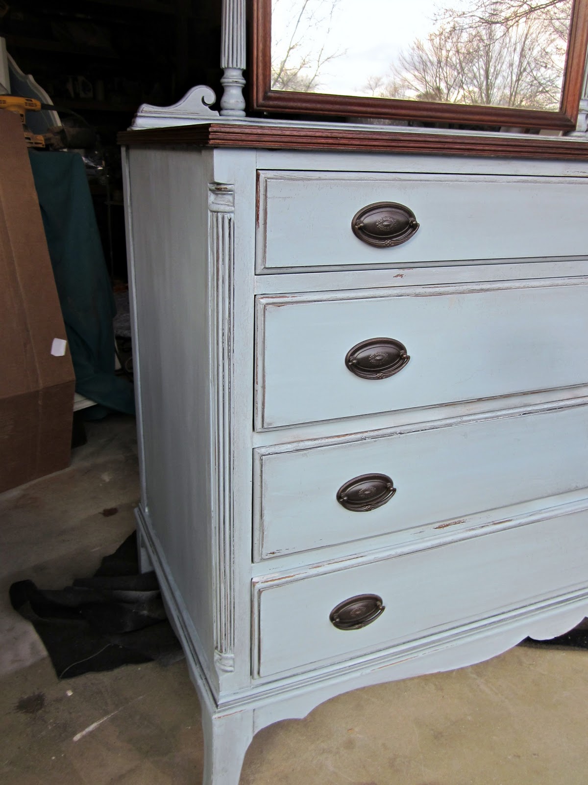 Uniquely Chic Furniture Me Again...Doin' the Blue Gray Dresser Thing