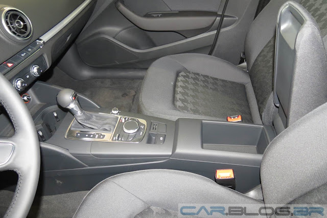 Audi A3 - Nova geração - Página 3 Audi-A3-Sportback-2014+(16)