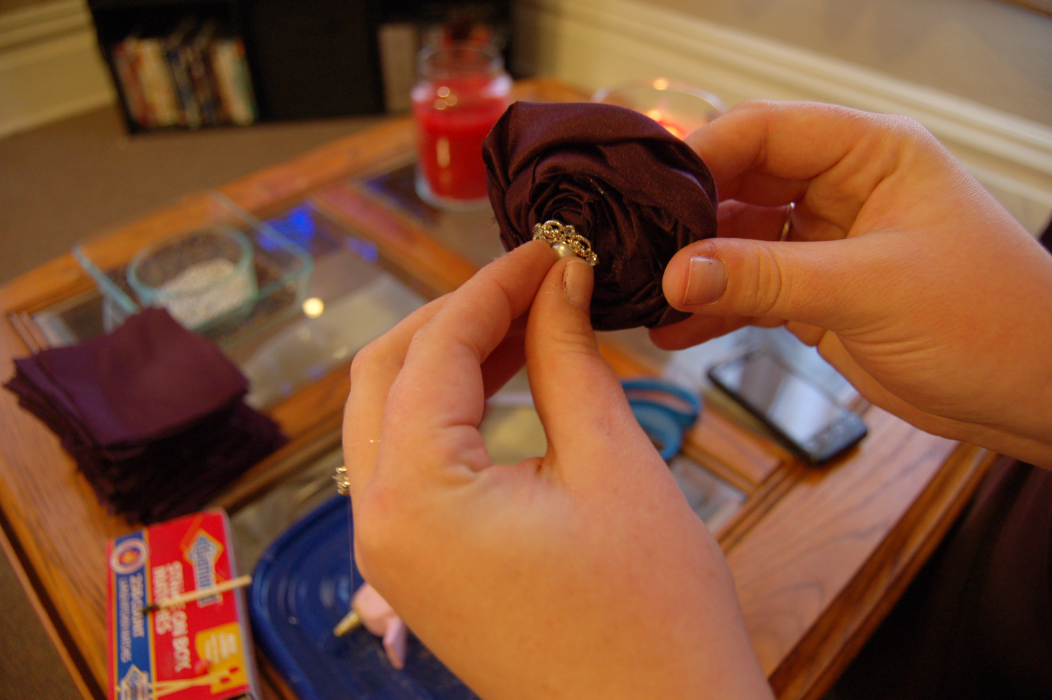 a crafty michigander Rolled Fabric Roses Tutorial