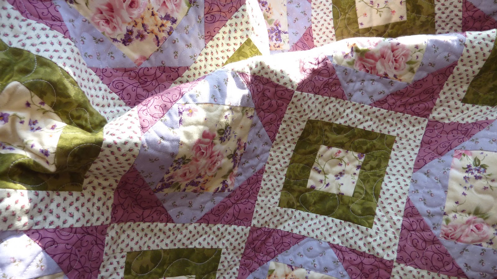 Busy Bee No. 16 A Girly Girl Baby Quilt Roses and Pink and