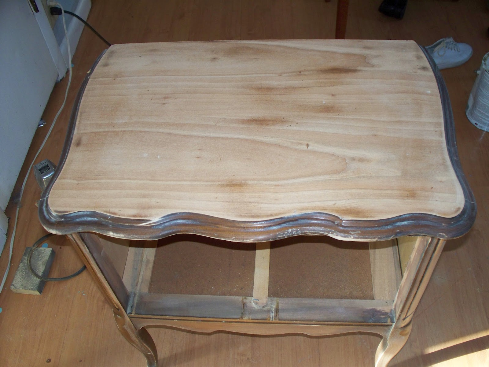 B Cleland Art Updating a Vintage Piece of Furniture