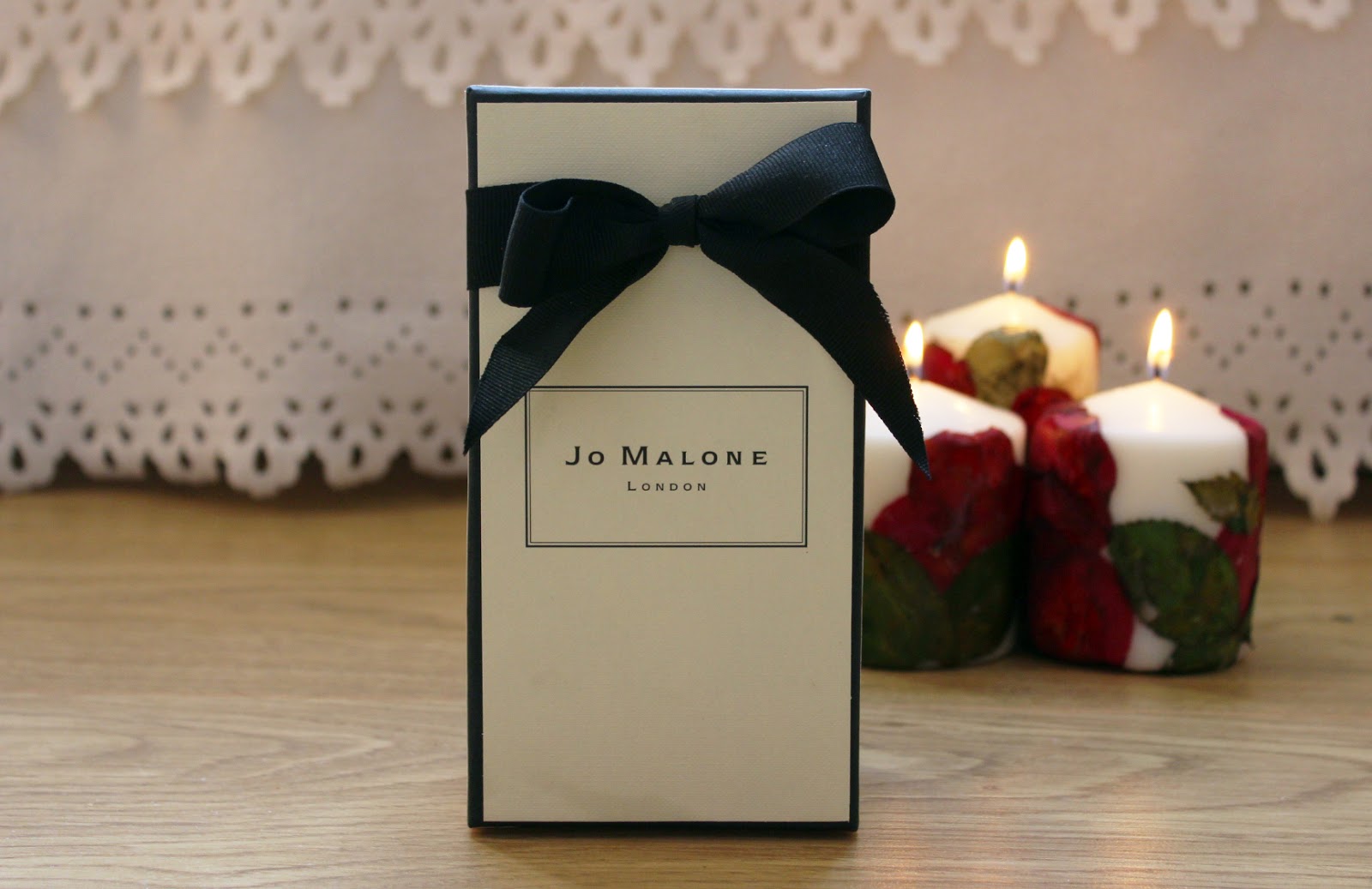 Review Jo Malone Pomegranate Noir Bath Oil hannahbutterworth