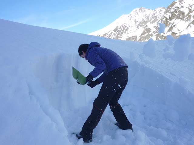 Pirineos:La Forcanada, Corredor NO