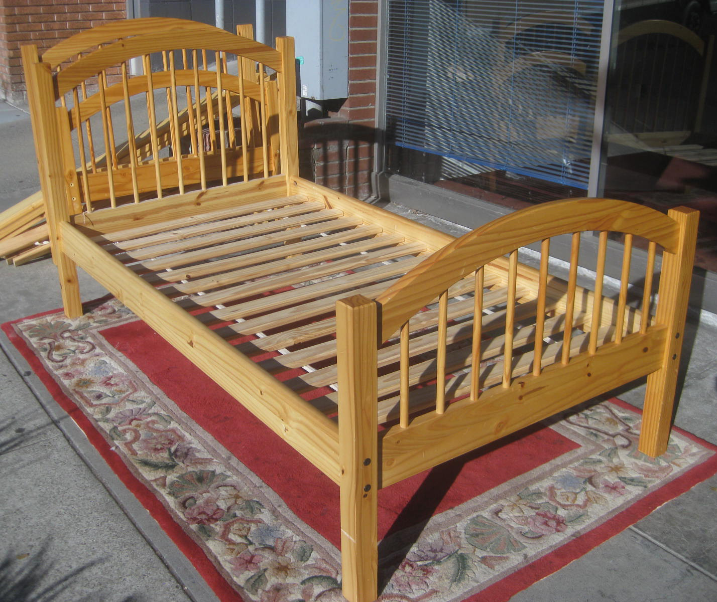 UHURU FURNITURE & COLLECTIBLES SOLD Pine Twin Bed 50