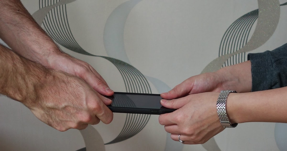 G'Day Korea Hand Gestures and Using Two Hands in Korea