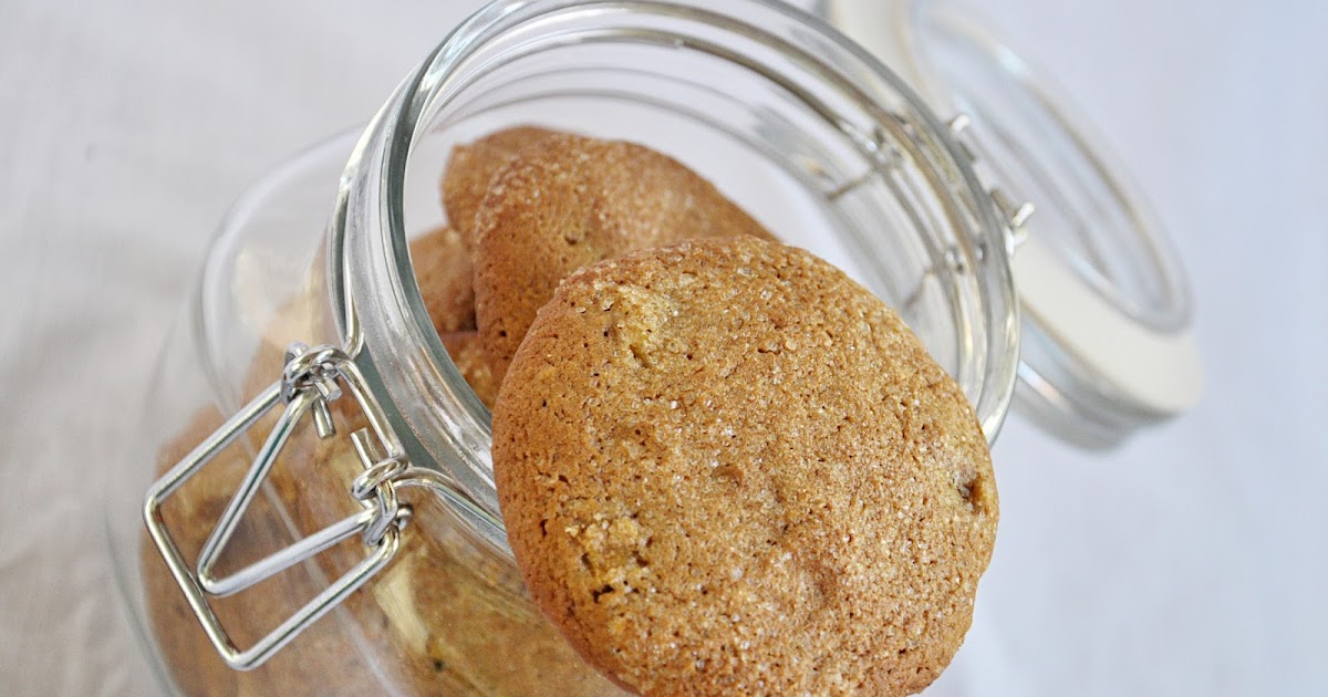 CoLoRes, SaBoRes, oLoRes...CoLoRs, TaSTeS, SmeLLS apple molasses