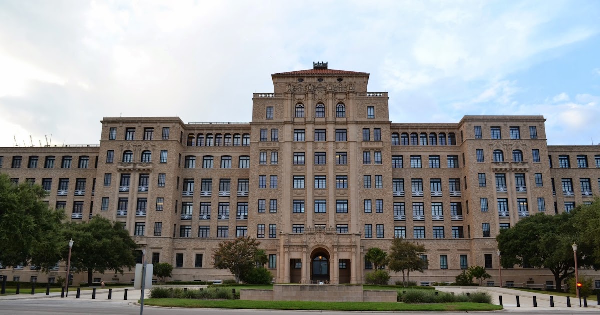 Bob & Debbie's Next BIGGS Adventure: The Quadrangle on Fort Sam Houston