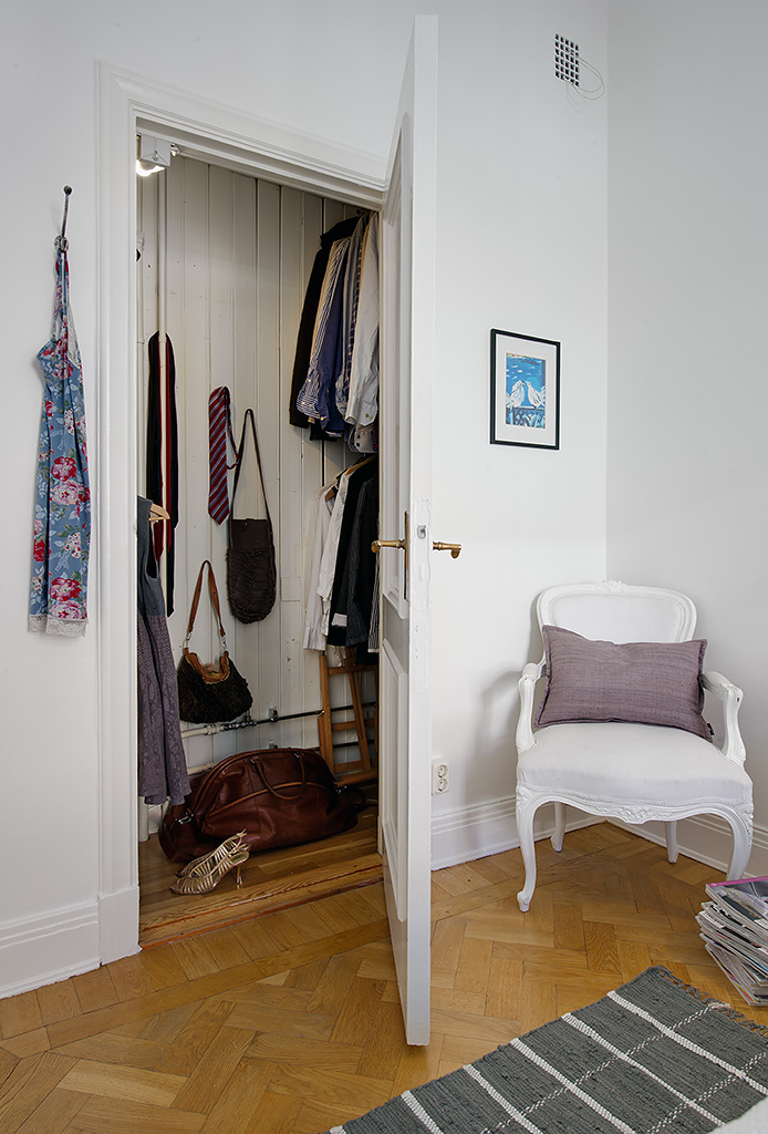 Bizim Evin Hanımı Küçük Mutlu Ev