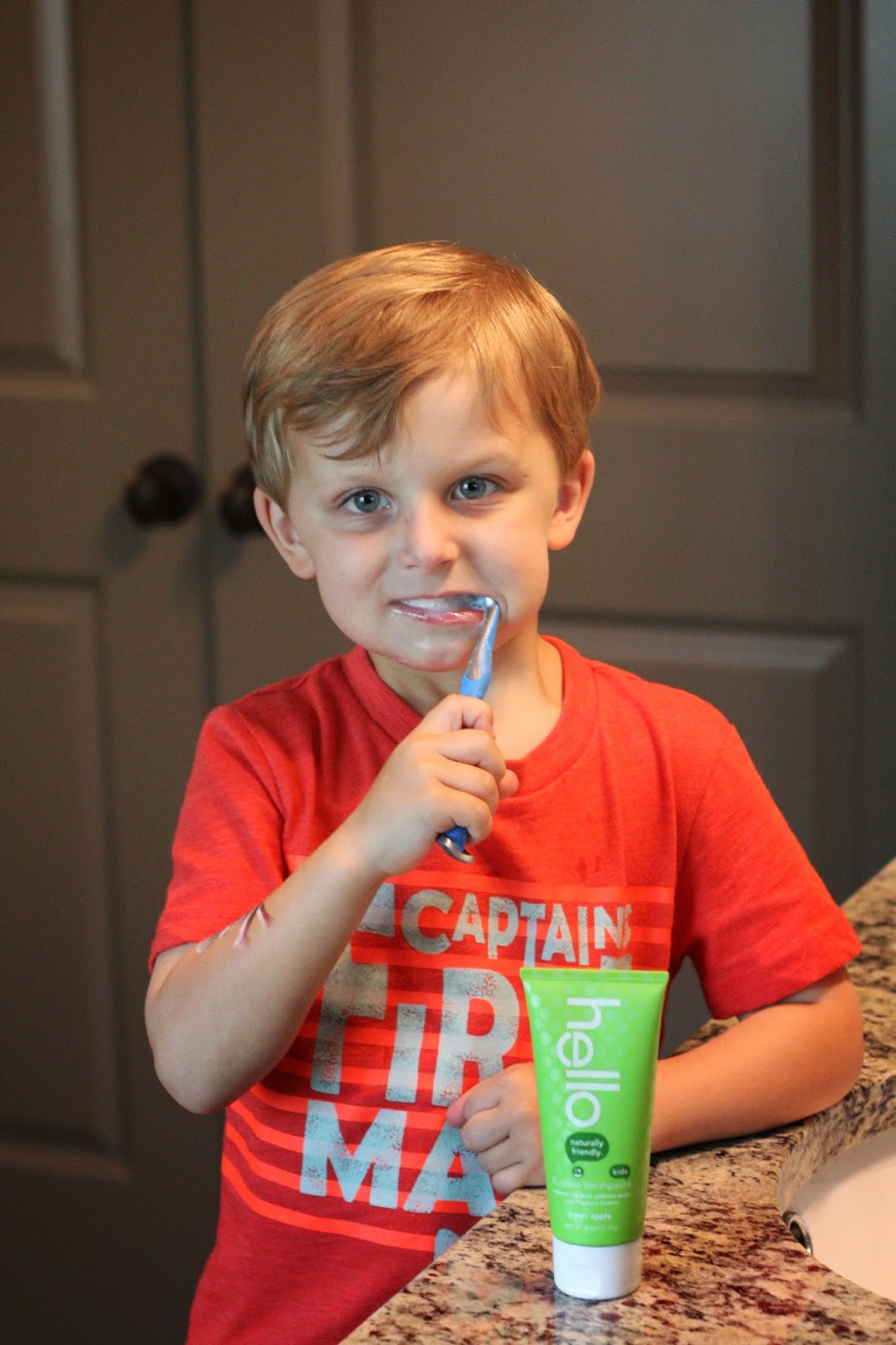 Magnolia Mamas Savvy Sassy Sunday hello toothpaste